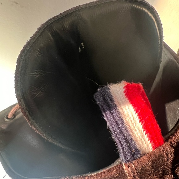 Moncler chocolate brown suede boot - Picture 5 of 5